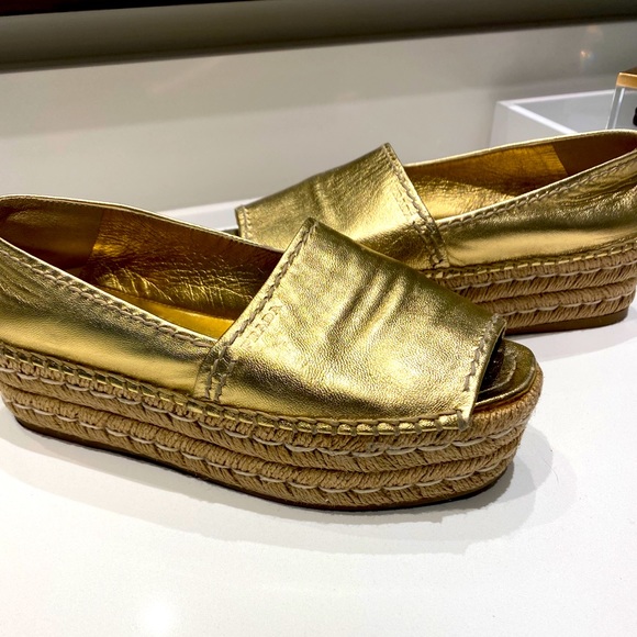 GORGEOUS Prada GOLD espadrille platform peep toes - Picture 1 of 7